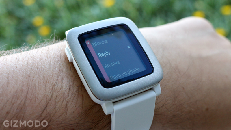 Illustration for article titled Probamos el Pebble Time: ¿por qué los smartwatch no son así de simples?